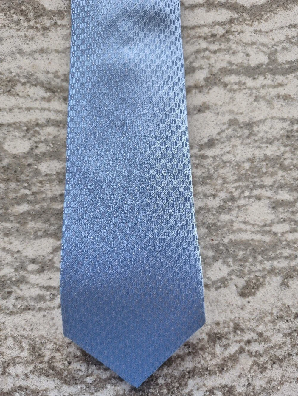 Calvin Klein Men's Emmett Microgeometric Tie NEW